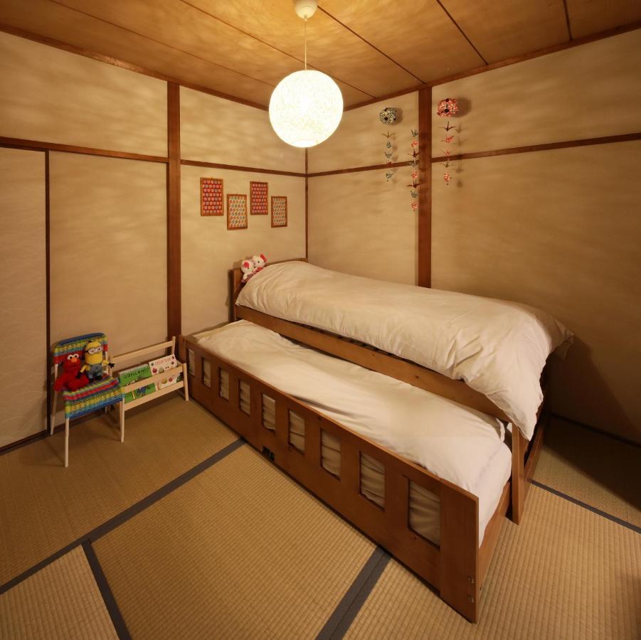 Ferienwohnung Chikyuutabikazoku Usj Ōsaka Exterior foto